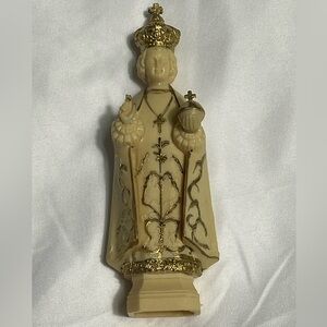Vintage Religious statue of the Infant Jesus of Prague